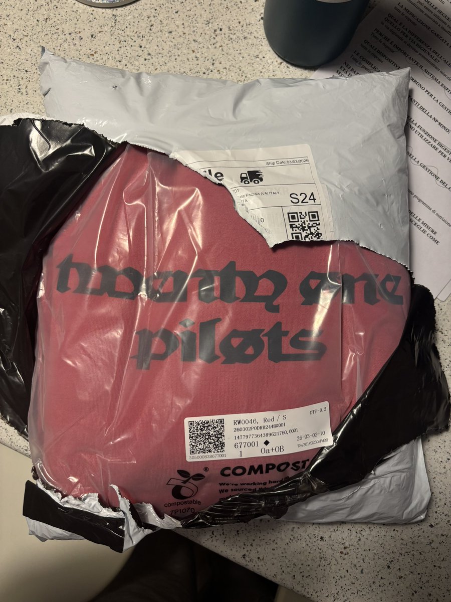 rø’ψ |-/ tweet media