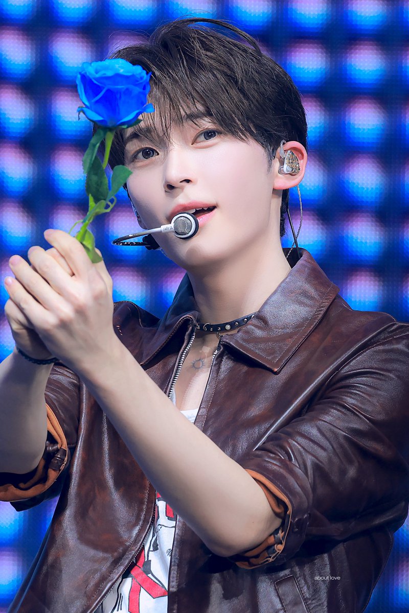 𝗮𝗯𝗼𝘂𝘁 𝗹𝗼𝘃𝗲 tweet media