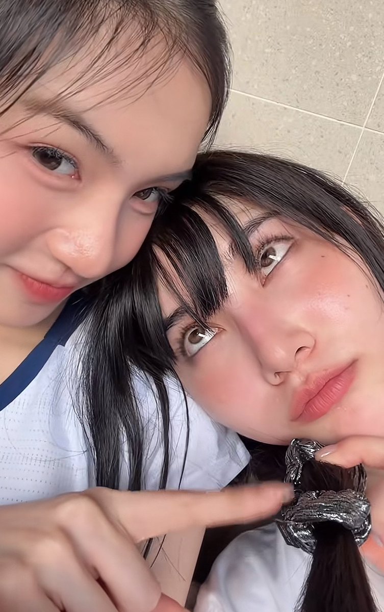 The eyes, they never lie 🤣

#BleJie #pangjiewr #Mable_Siriwalee