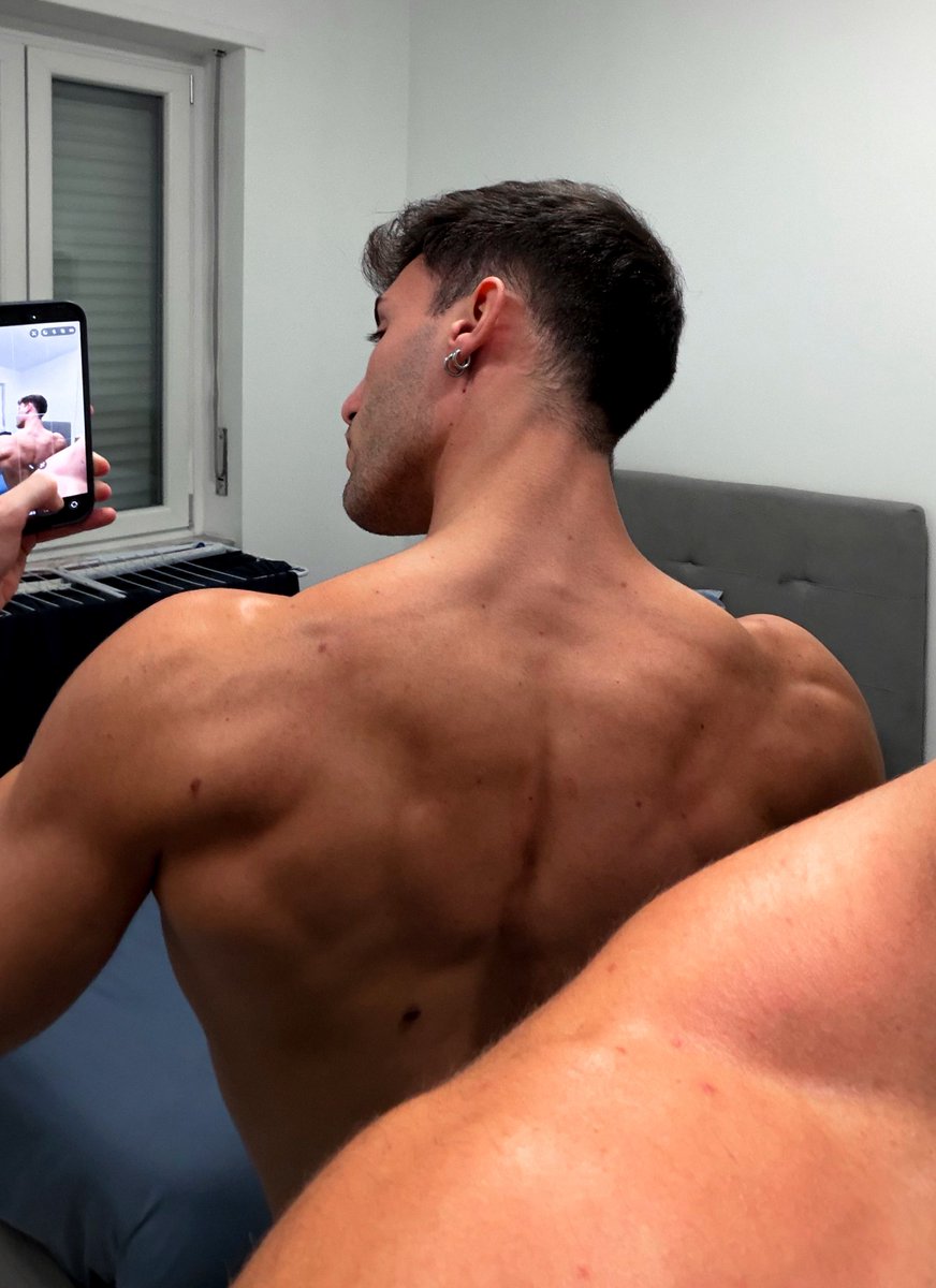 Alessandro tweet media