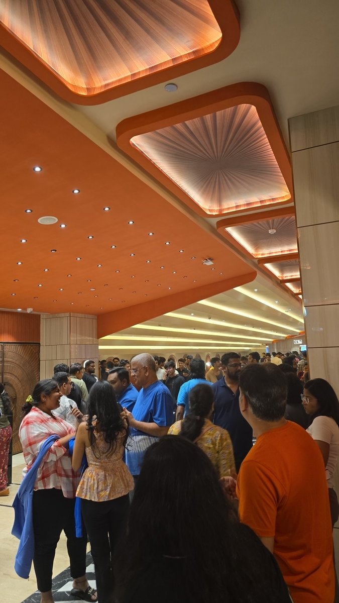 RitweekSahoo's tweet photo. Movie timing at 9:45 reached at 9:35 just to find out that the movie will start at 10:20 or 10:30(still not sure)
@MirajCinemas lagta hai pehle kisine rumaal daal diya. https://t.co/sCLYQAYWCa