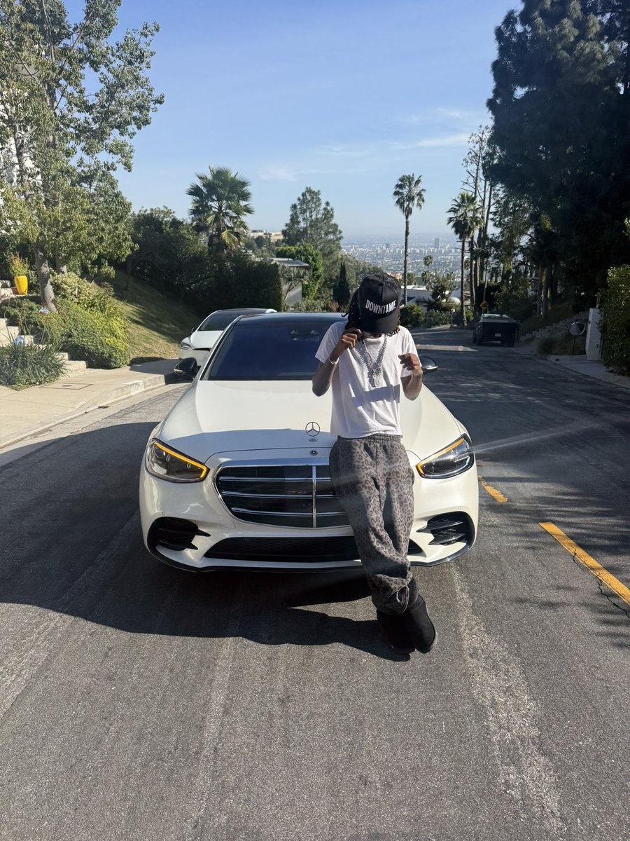 vax (@vaxfrrr) on Twitter photo 