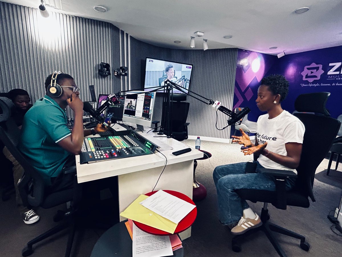 zedfmgh's tweet photo. This afternoon on Zed Tech Show, we had the honour of hosting Akosua Osei—an insightful and inspiring session! 

Enjoy some moments from the studio.

👉 Check out the highlights and share your thoughts.

#ZedTechShow #ZEDFM #WomenInTech #TechConversation #BehindTheScenes https://t.co/TR8WWuYzJU