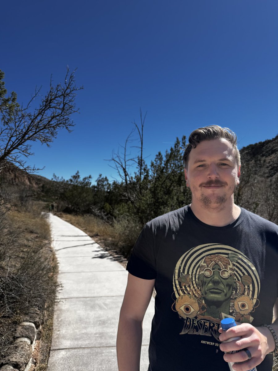 Howling Giant tweet media