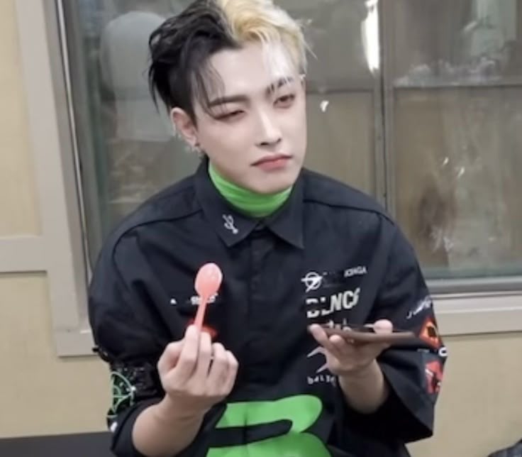 Kami🎀 tweet media