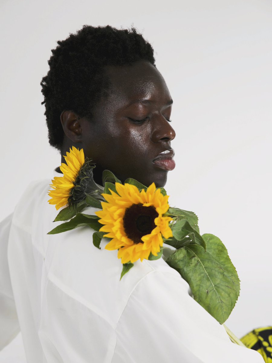 abdul_modell's tweet photo. In bloom 🌻
I would love to work with @JoMaloneLondon as an ambassador for their next fragrance release 🫶🏾

#model #modelling #UKModel https://t.co/OxKNoSbzpa
