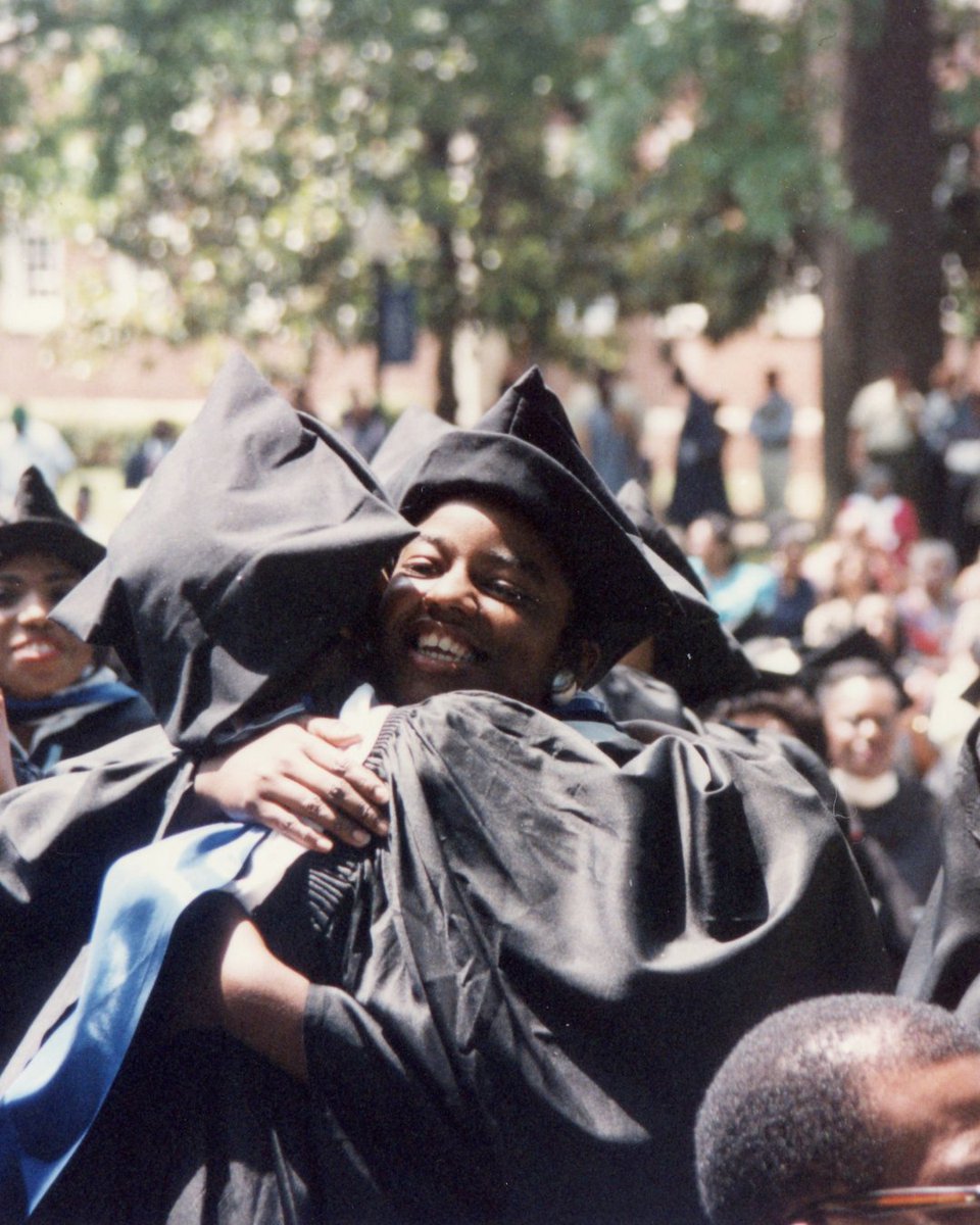 Bennett College tweet media