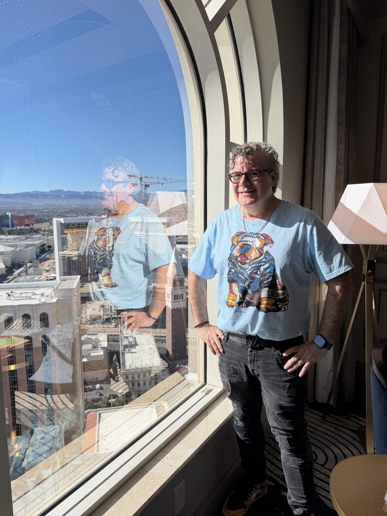 ᴛʀᴀᴠᴇʟᴢᴏʀᴋ tweet media