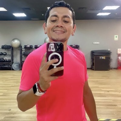 DannekDaniel's tweet photo. #NuevaFotoDePerfil https://t.co/bNDFIdjJSp