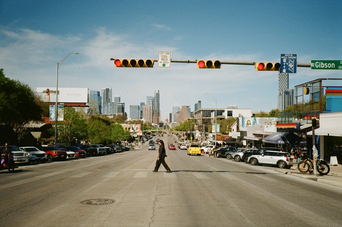 365 Things Austin tweet media