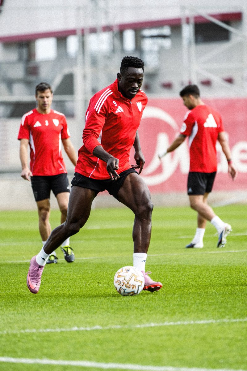 Sevilla Fútbol Club tweet media