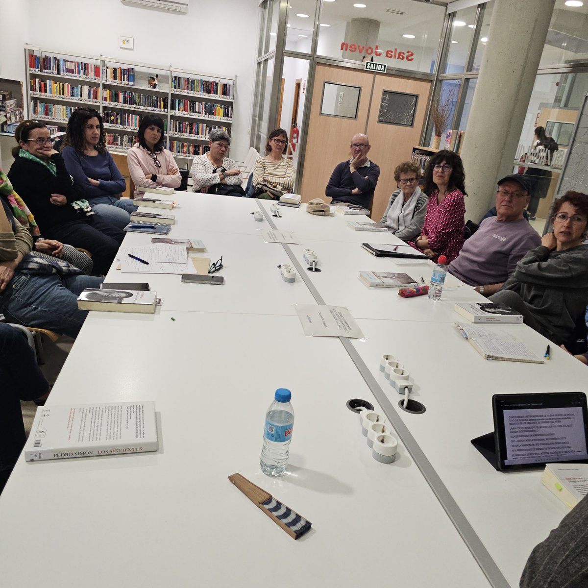 Biblioteca S. Mayor tweet media