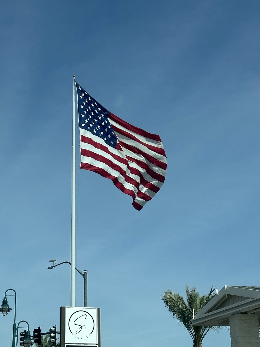 Rebecca Jay ✌🏻🇨🇦🙋‍♀️♍️ tweet media