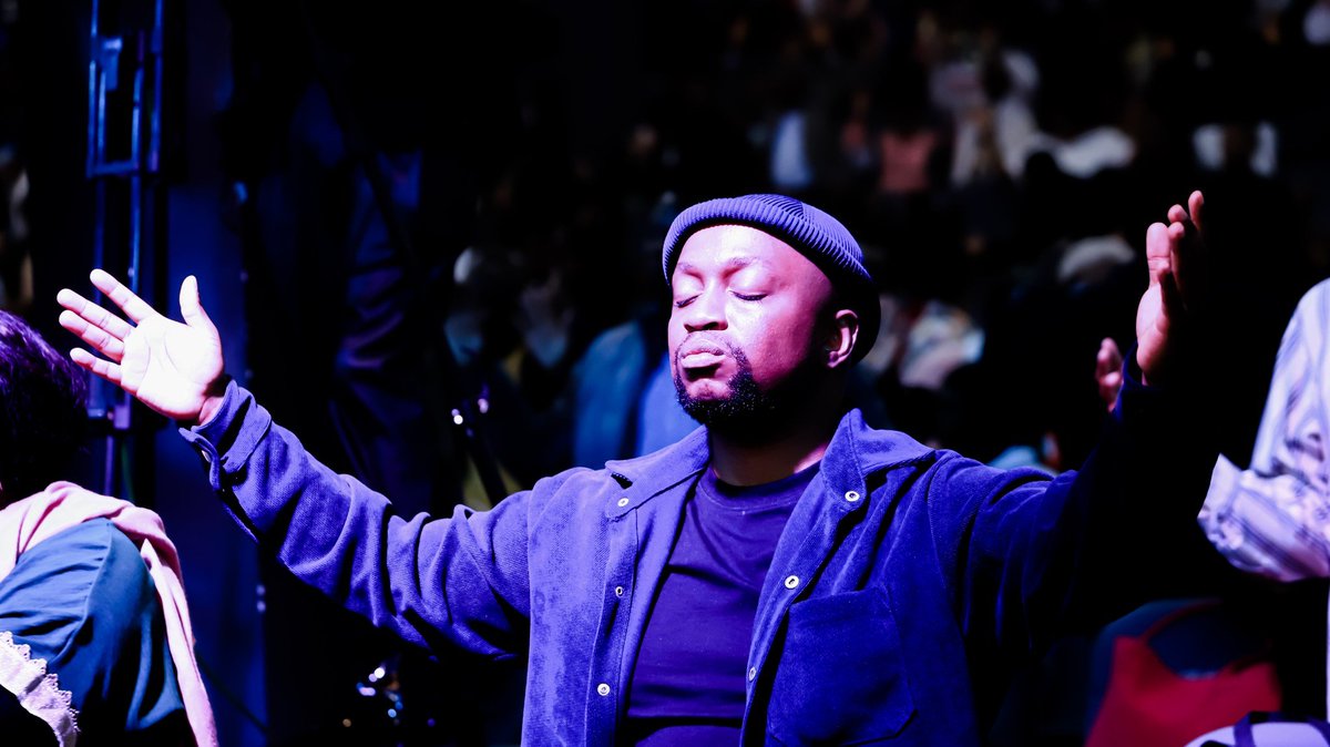 AlphLukau's tweet photo. God has been our refuge, our strength, and our help in times of need. 
May this week overflow with unexpected favor and undeniable blessings for you and your family — join us next Sunday and encounter Yahweh for yourself.

#PowerOfGod #SundayEncounter #FavorOnYourLife #ChurchInvite