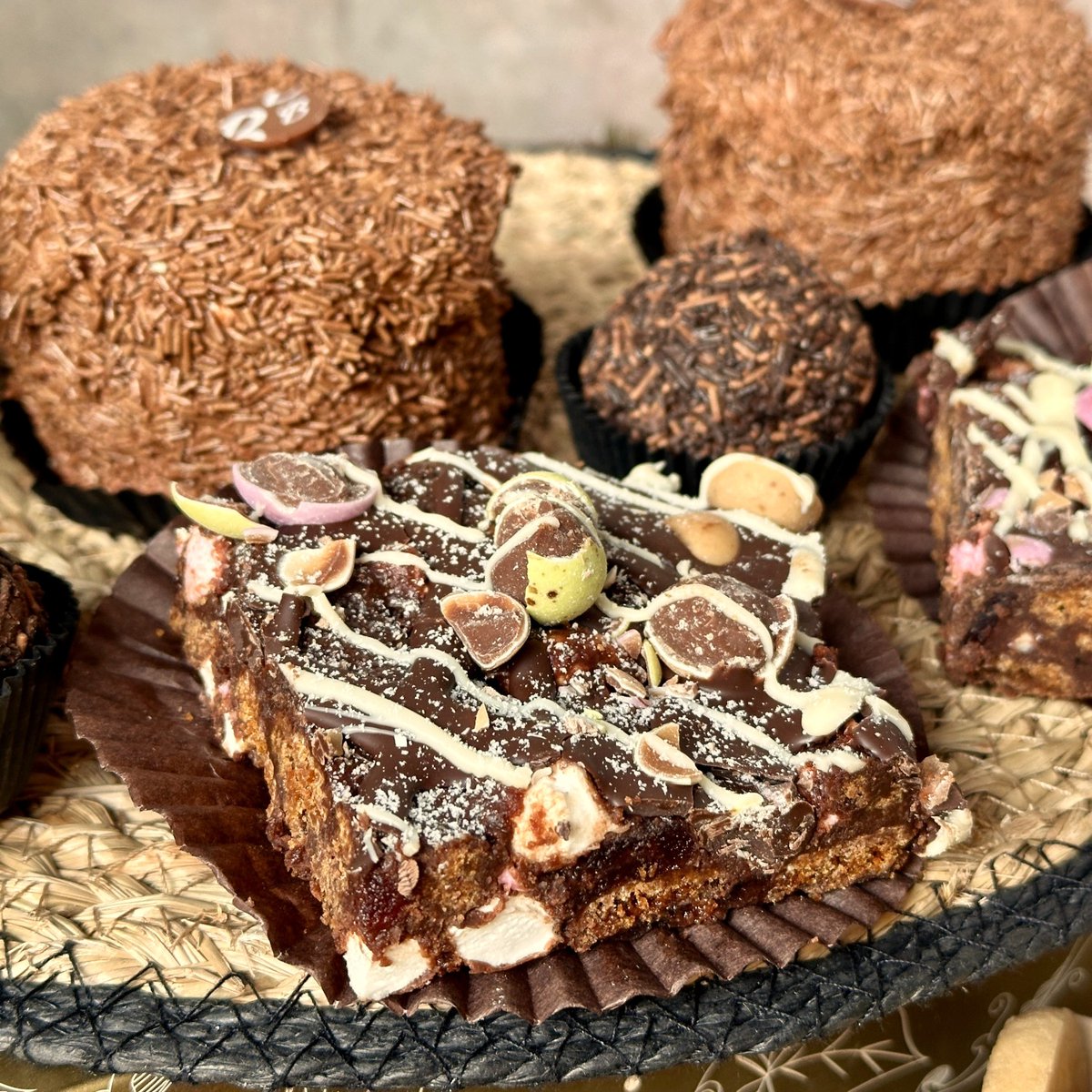 Botham's of Whitby tweet media