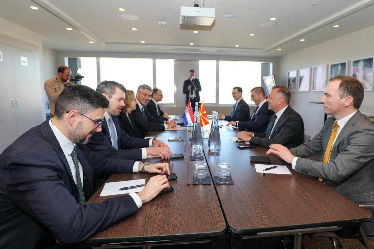 Христијан Мицкоски tweet media