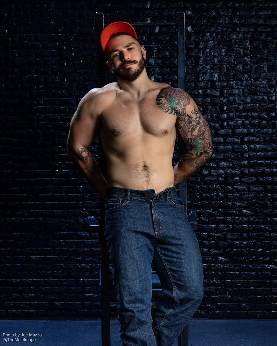 themaleimage tweet media