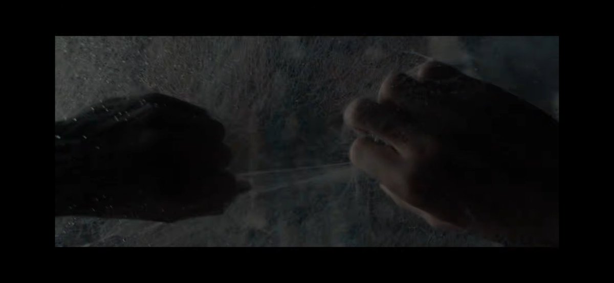 CraigCordwell3's tweet photo. Spider-man brand new day trailer, shows a black gooey hand in one frame and then the very next its completely normal, no way its that dark and shiny if its in a shadow. 
#spiderman #brandnewday #marvel #Sony #venom https://t.co/06U1Z1lAPw
