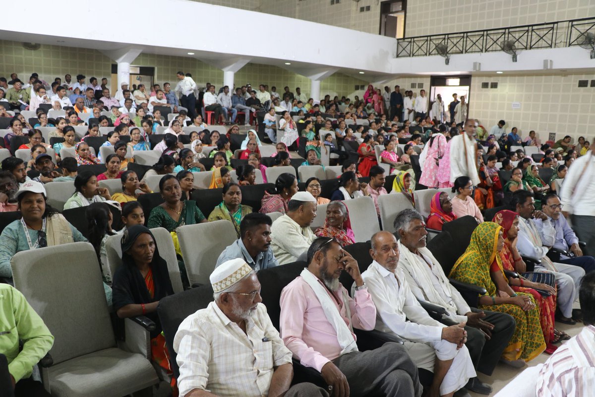 DM_Khandwa's tweet image. ✅ "संकल्प से समाधान" अभियान के तहत खण्डवा में ब्लॉक स्तरीय शिविर संपन्न

✅ नागरिकों को योजनाओं के स्वीकृति पत्र प्रदान किए गए

Read More : facebook.com/share/p/1FGcCi…

@JansamparkMP 
@mpurbandeptt 
@healthminmp 
@minprdd 
#khandwa