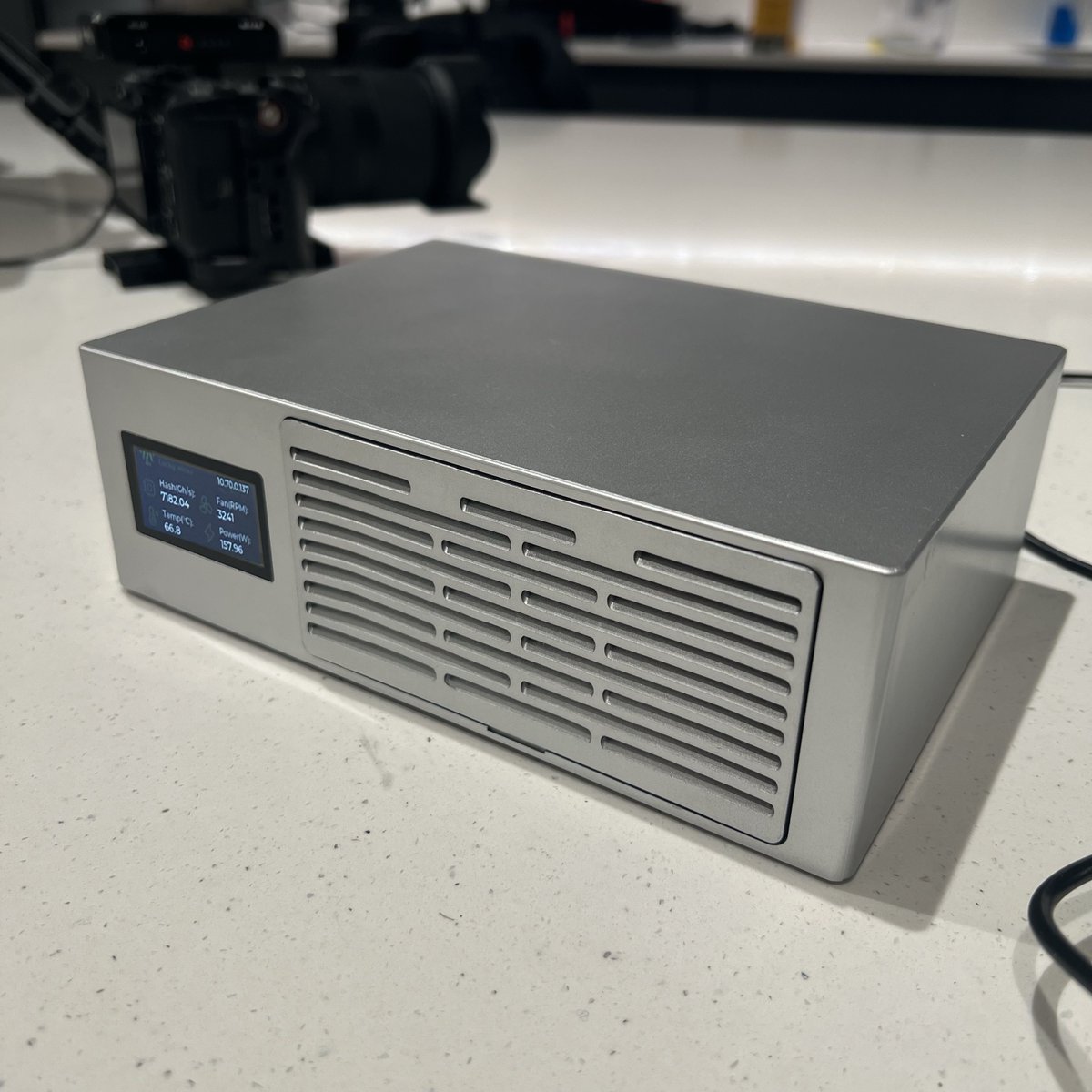 HeliumDeploy tweet media