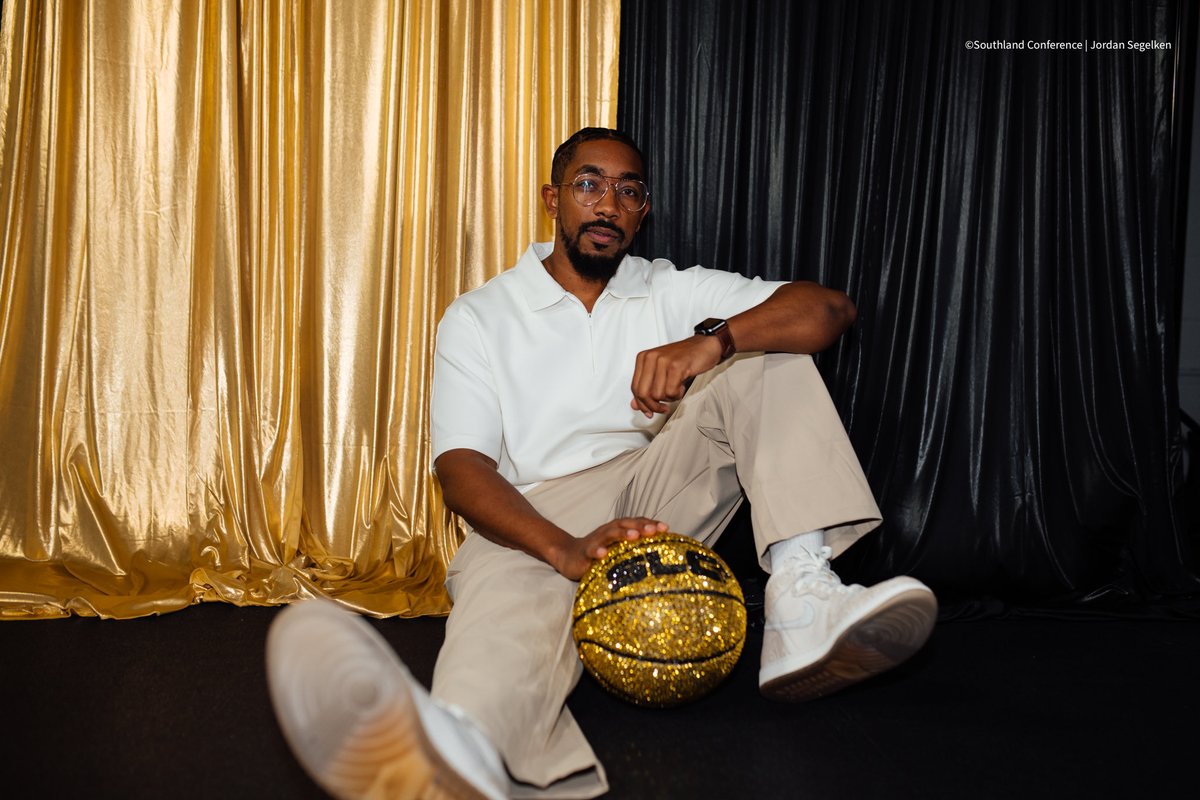 Theophilus Mitchell tweet media