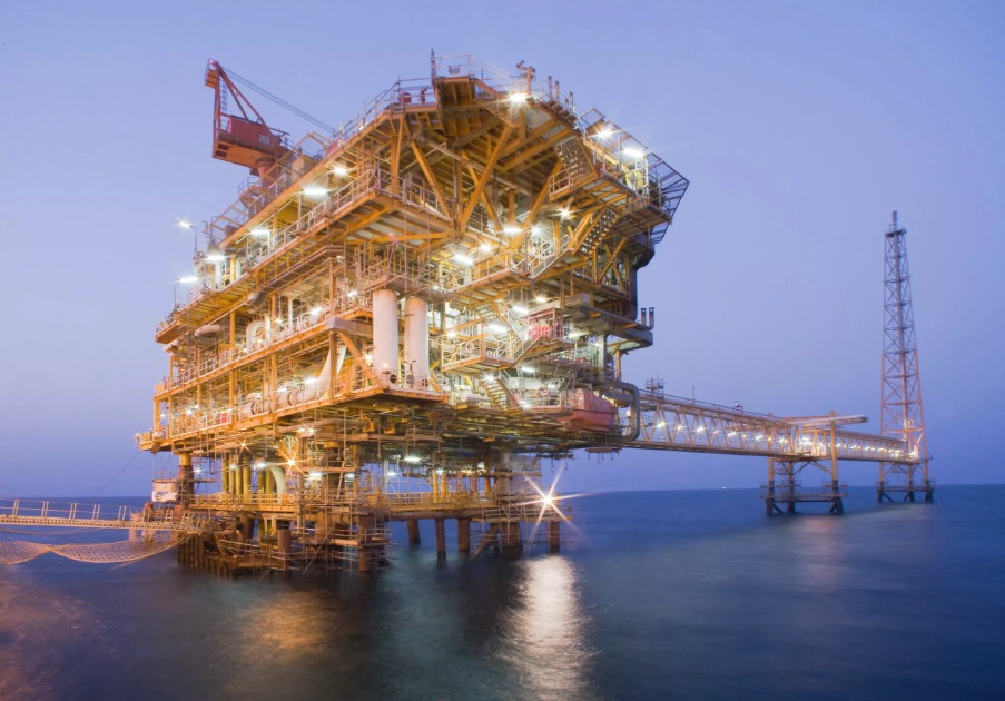 Eze_Wilberforce's tweet photo. 🚨🇺🇸🇮🇱 U.S. &amp; Israel just bombed South Pars: the world's BIGGEST gas field. https://t.co/sQkz0qK75h