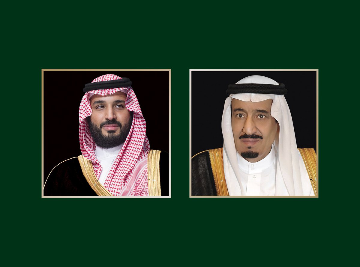 F22MD's tweet photo. الفضل لله أولًا وآخرًا، ثم شكرًا:
مضت ثلاثة أسابيع من الحرب، ونحن في أمنٍ وهدوء، حياة مست��رة، واقتصاد ثابت، بلا ارتباك.
هذا ليس صدفة؛ بل توفيق من الله، ثم وطنٌ يجعل أمن المواطن أولوية، وسيادة تُحمى بالفعل لا بالقول.
ننام مطمئنين… لأن هناك رجالًا لا ينامون. 🇸🇦 https://t.co/2Tp4A8GVkL