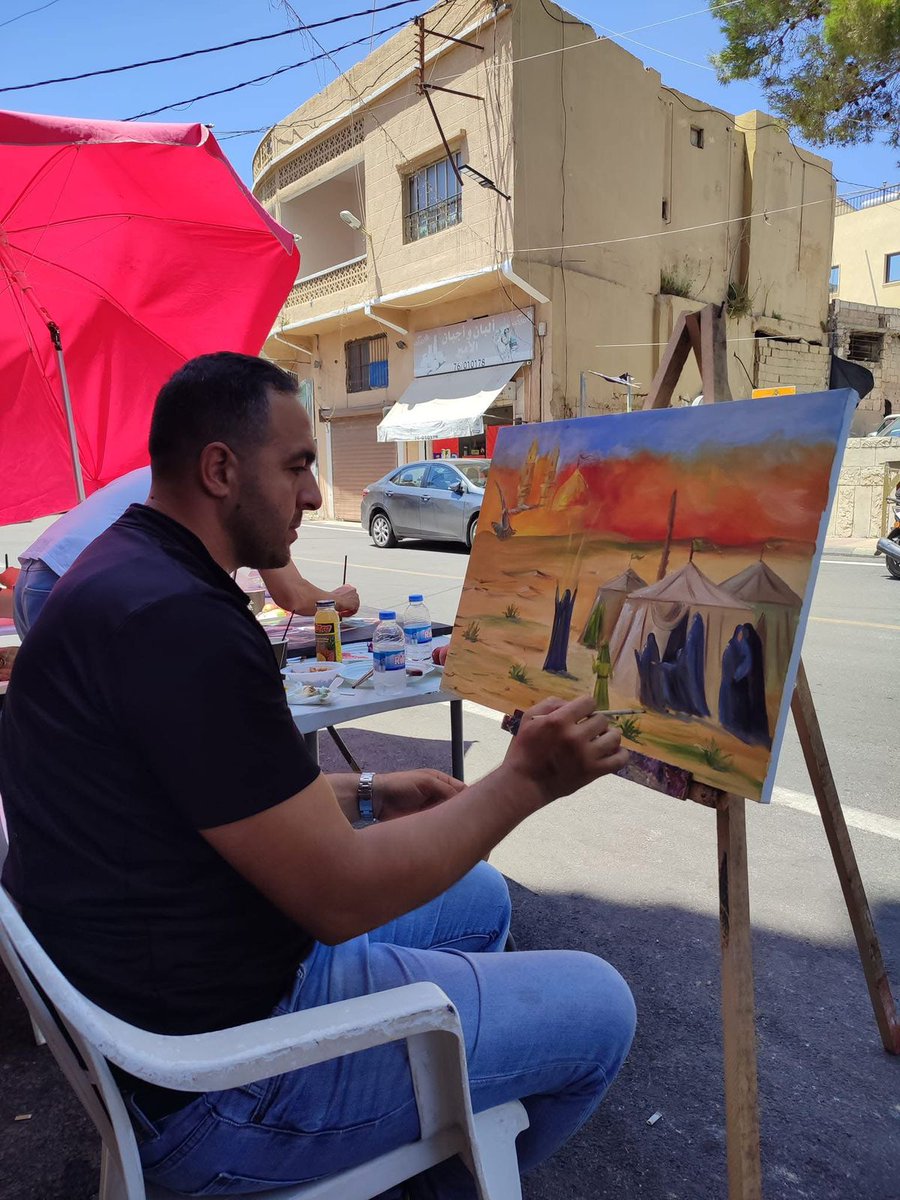 leb_now's tweet photo. رسم الجنوب بأجمل لوحاته...
استشهاد الفنان التشكيلي علي سبيتي بغارة إسرائيلية https://t.co/u1dMBIToop