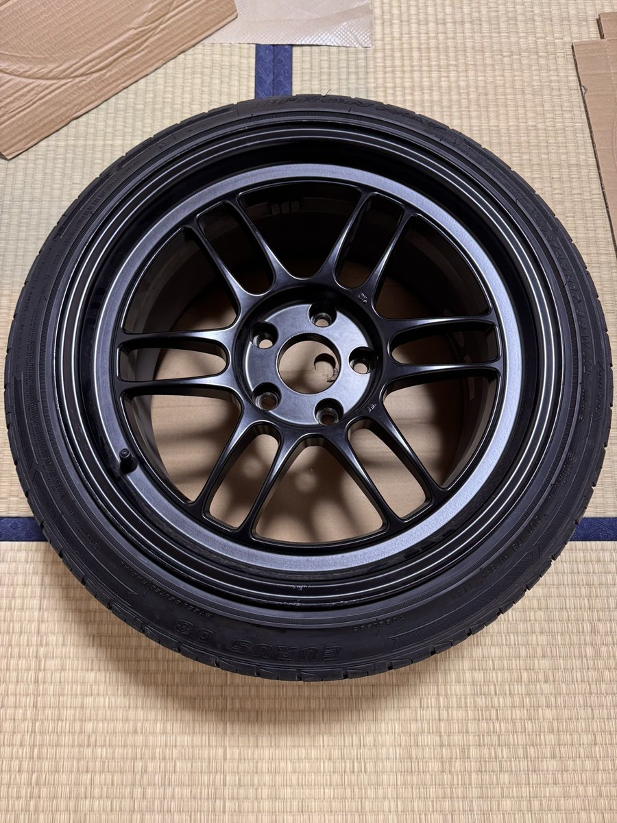 oriku_01's tweet photo. ENKEI RPF1 17インチ
9J +22 114.3 4本通し売ります。
価格126000円
値下げ交渉可能です。
#ホイール売ります　#ENKEI
#RPF1 https://t.co/aZFZv7PHus