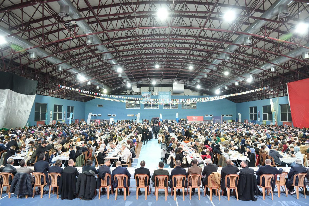 ibrahim_besinci's tweet photo. 📍Trabzon Aile iftarı

Birlikte olmanın huzurunu, paylaşmanın bereketini yaşadığımız bu güzel akşamda iyi ki varsınız.🤍 https://t.co/P5yLDtBQ93