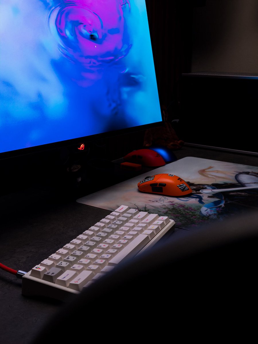 SkrolleXs tweet media