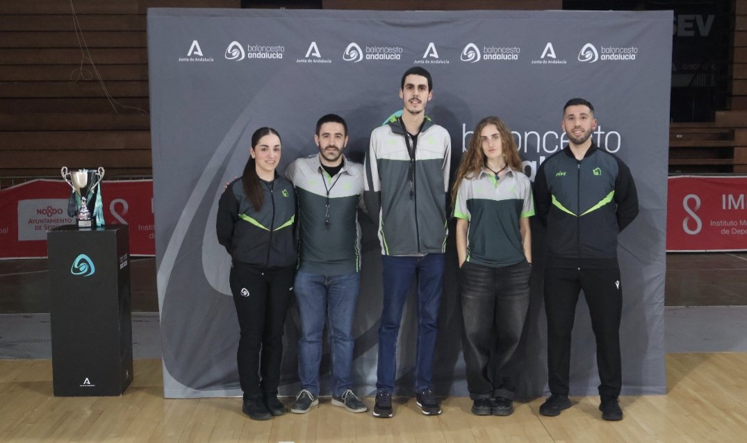 SevillaFaB's tweet photo. #FinalCadeteMasculina2026
📍@Ayto_Sevilla 
🏟️Polideportivo San Pablo
📅18 de Marzo de 2026
⌚️18:00h

🏀@CBAlcalaG 
🆚@CDBSSP 

‼️EQUIPOS LISTOS‼️

📳Toda la Información y📊Estadísticas en vivo a través de nuestra APP “AFICIÓN FAB” https://t.co/5qrmZZD8DX