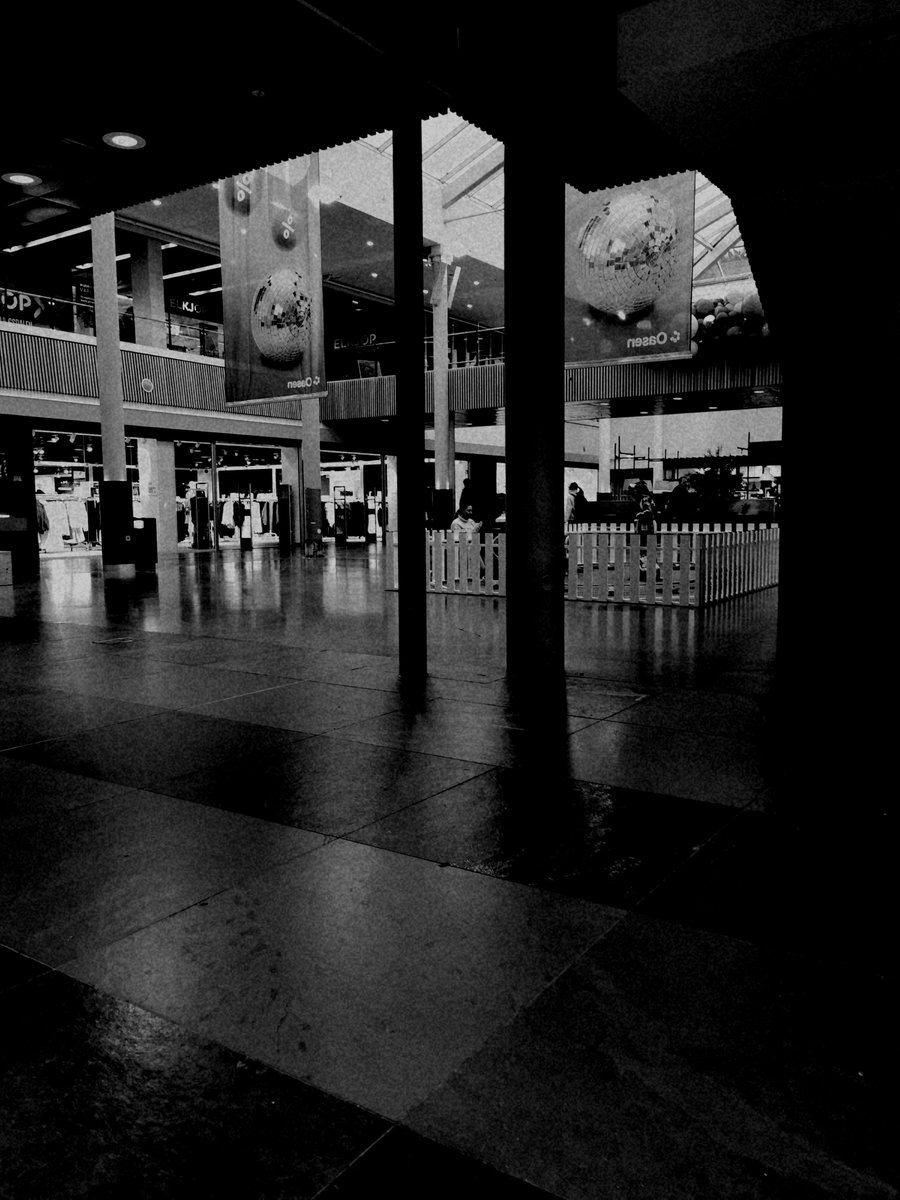 Dark shopping mall