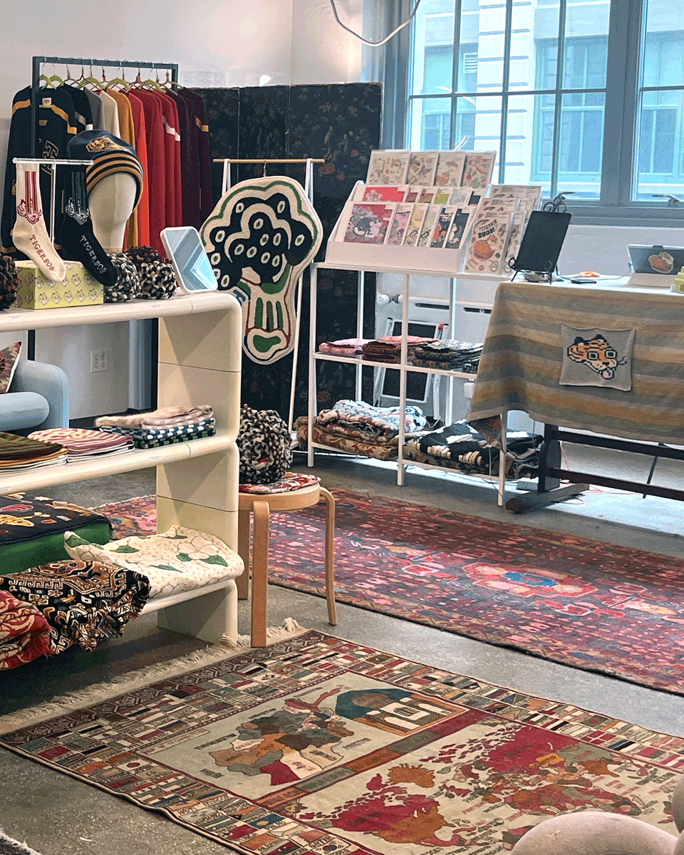 Gossamer Rozen 🐯 NYC tweet media