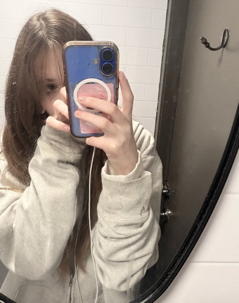 timothee :-) tweet media