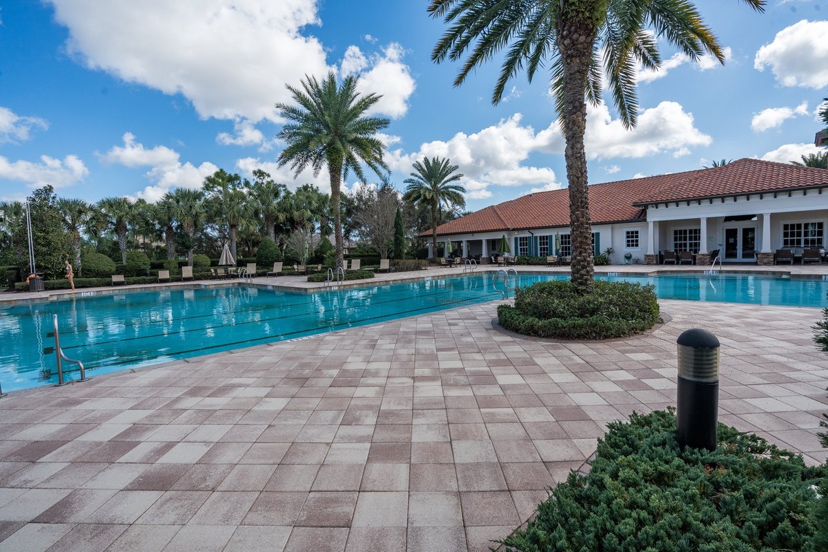 SkyRunVR tweet media