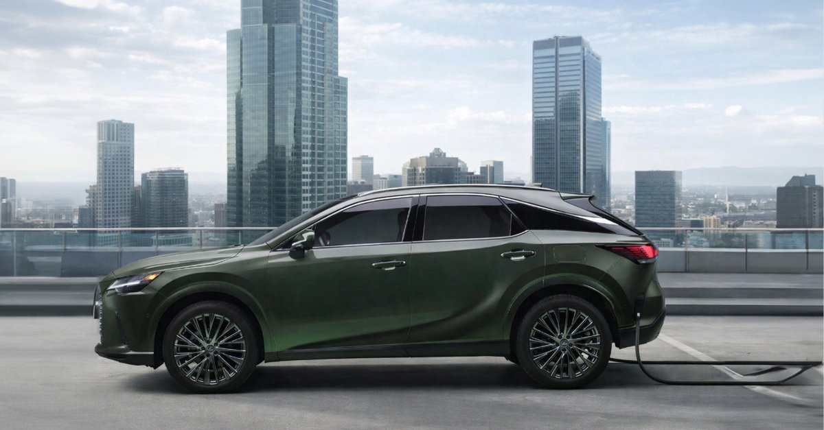 LexusOrlando's tweet photo. Lower emissions, not standards. #LexusOfOrlando #Lexus https://t.co/vIxjS29XIB