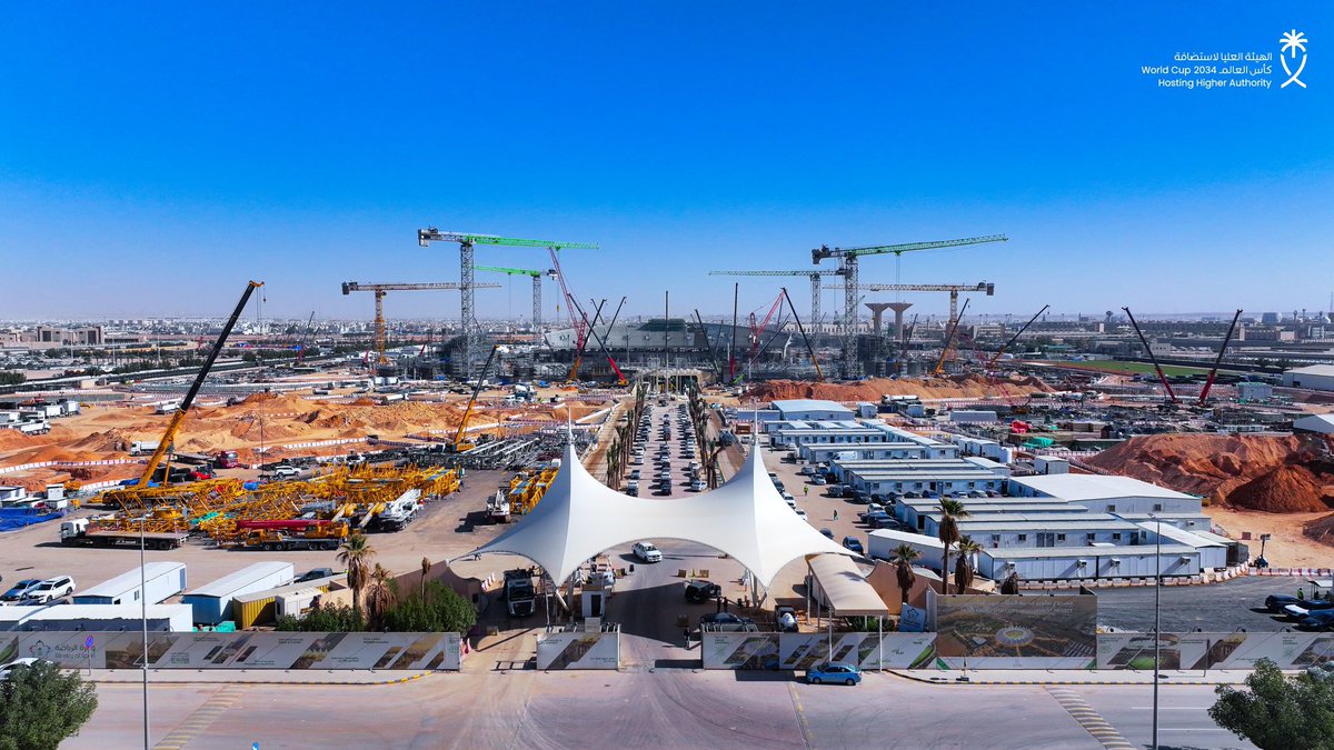 ‏First Line tweet media