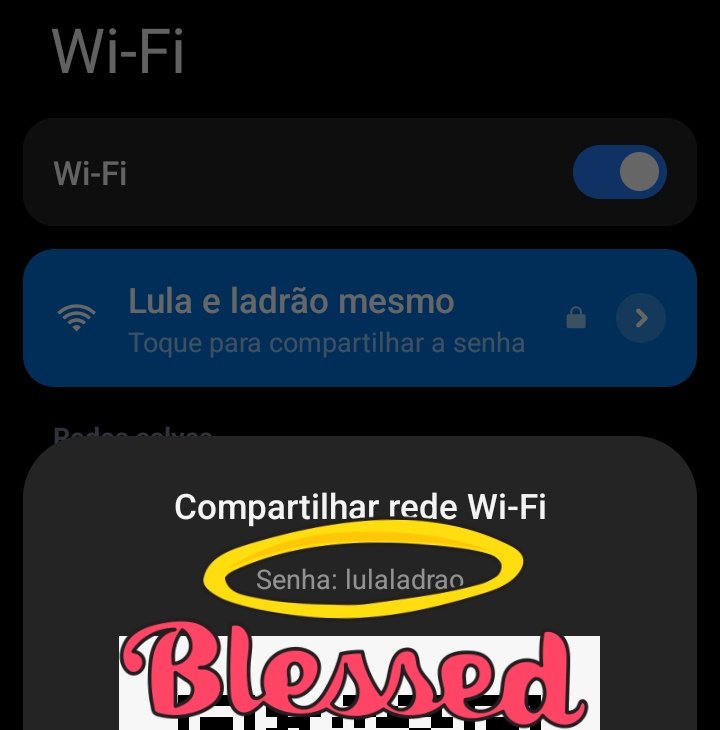aproveitando a internet móvel de um bolsonarista burro para baixar todos meus podcasts atrasados