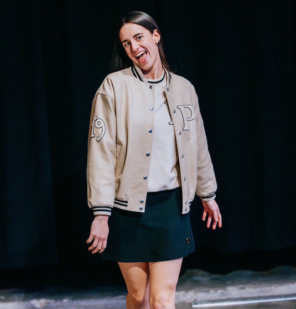 got cum?🥛 tweet media