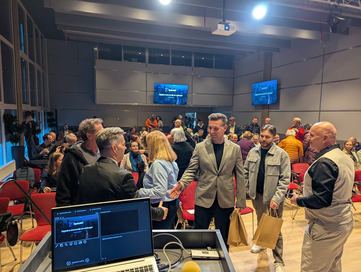 SpaceM 🌐 tweet media