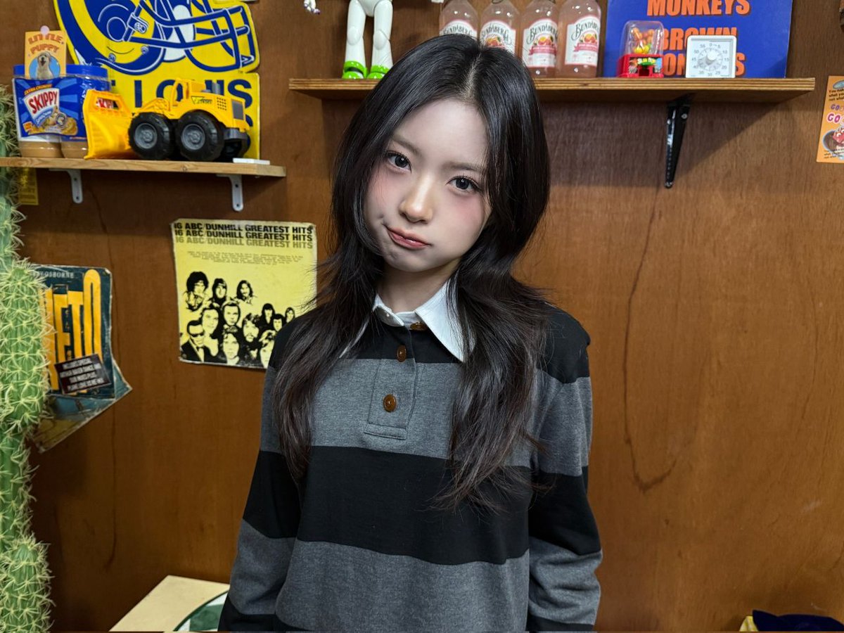 jiaparvk's tweet photo. TiiiKiii~ KiiiKiii is already one whole year old now. Time really does feel both super quick and so slow all at once. Thank you so much for looking after us as we’ve grown. Let’s keep building up more memories and growing side by side from here on out too ฅ^•ﻌ•^ฅ https://t.co/K2DaalAqR7