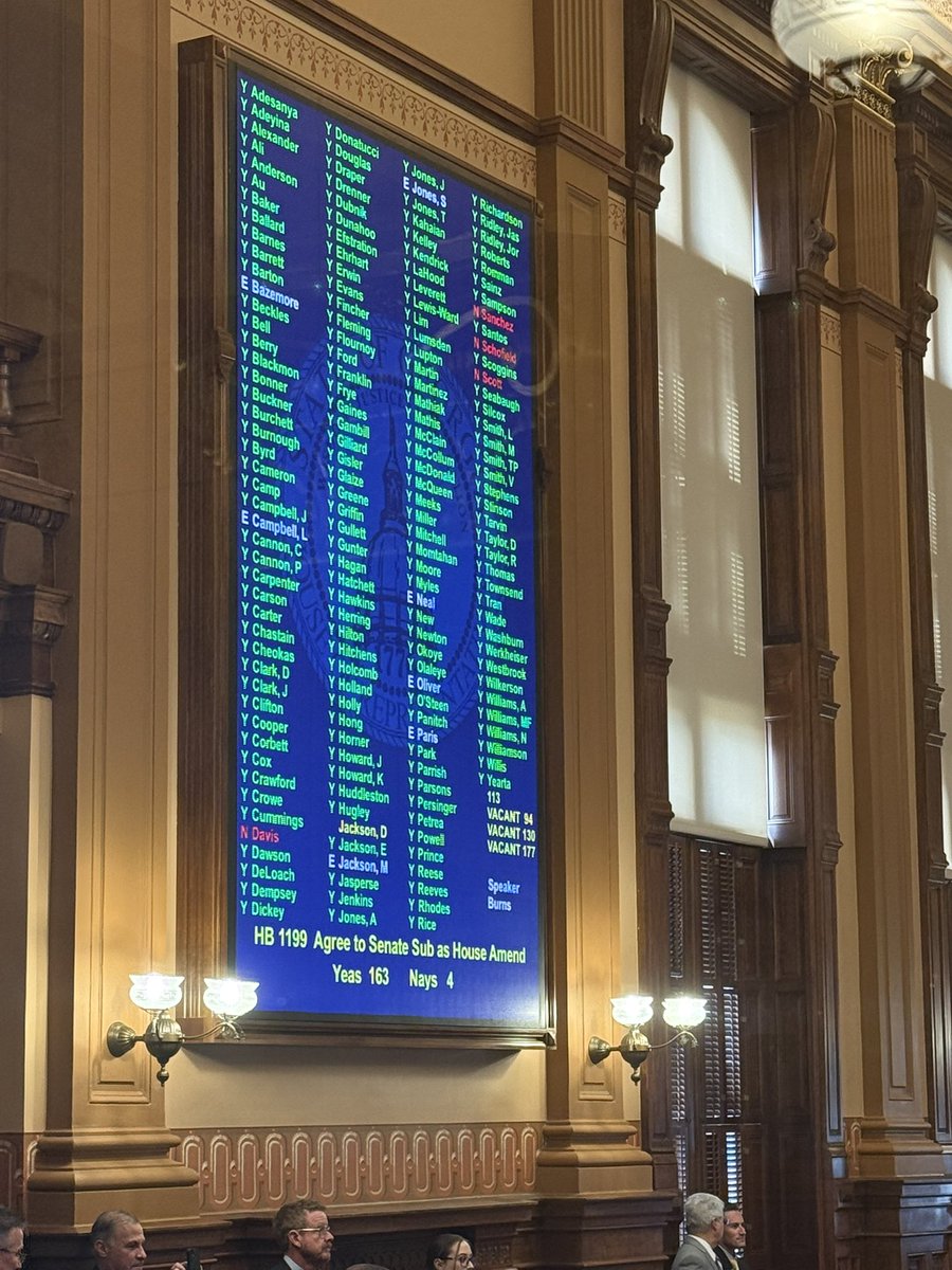 Greg Bluestein tweet media