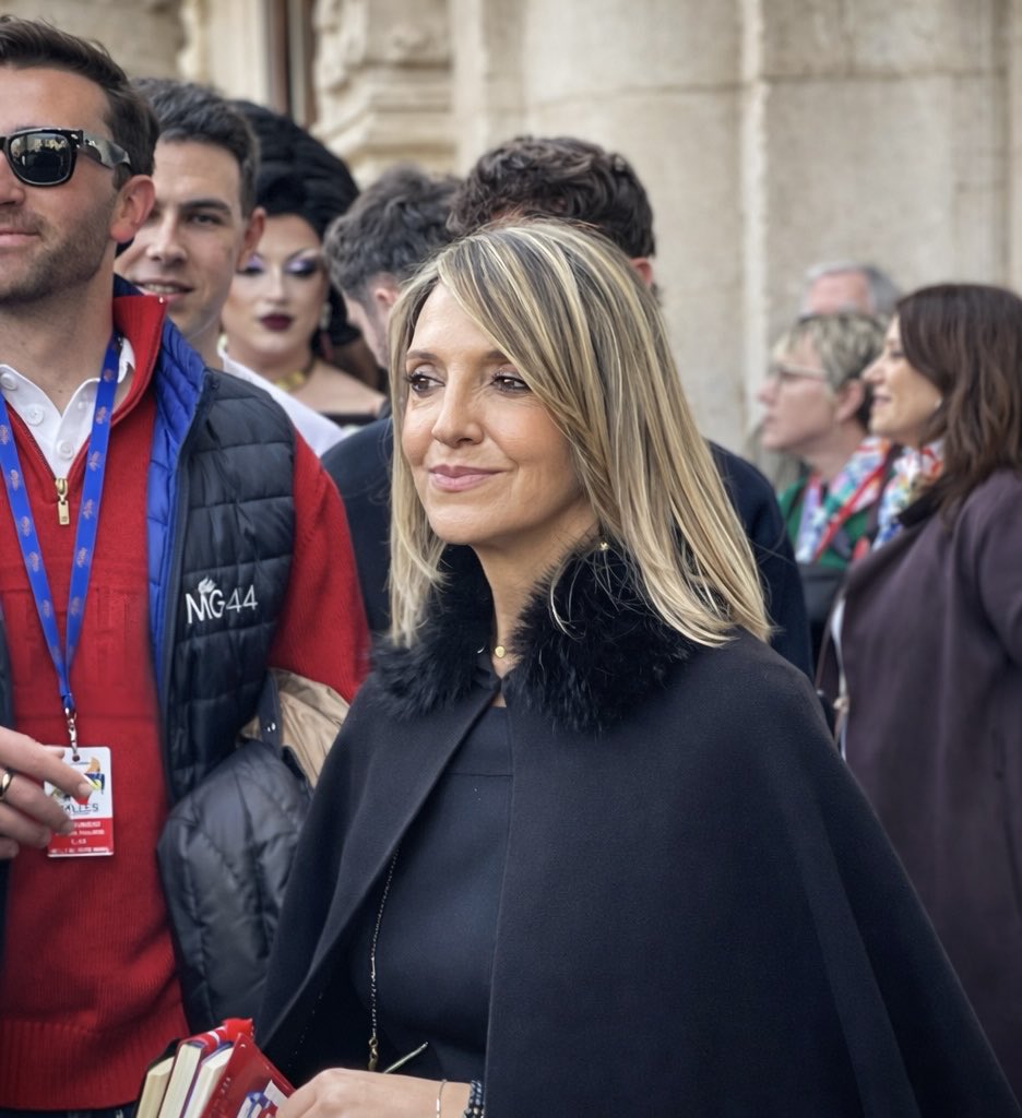 Mónica Gil tweet media