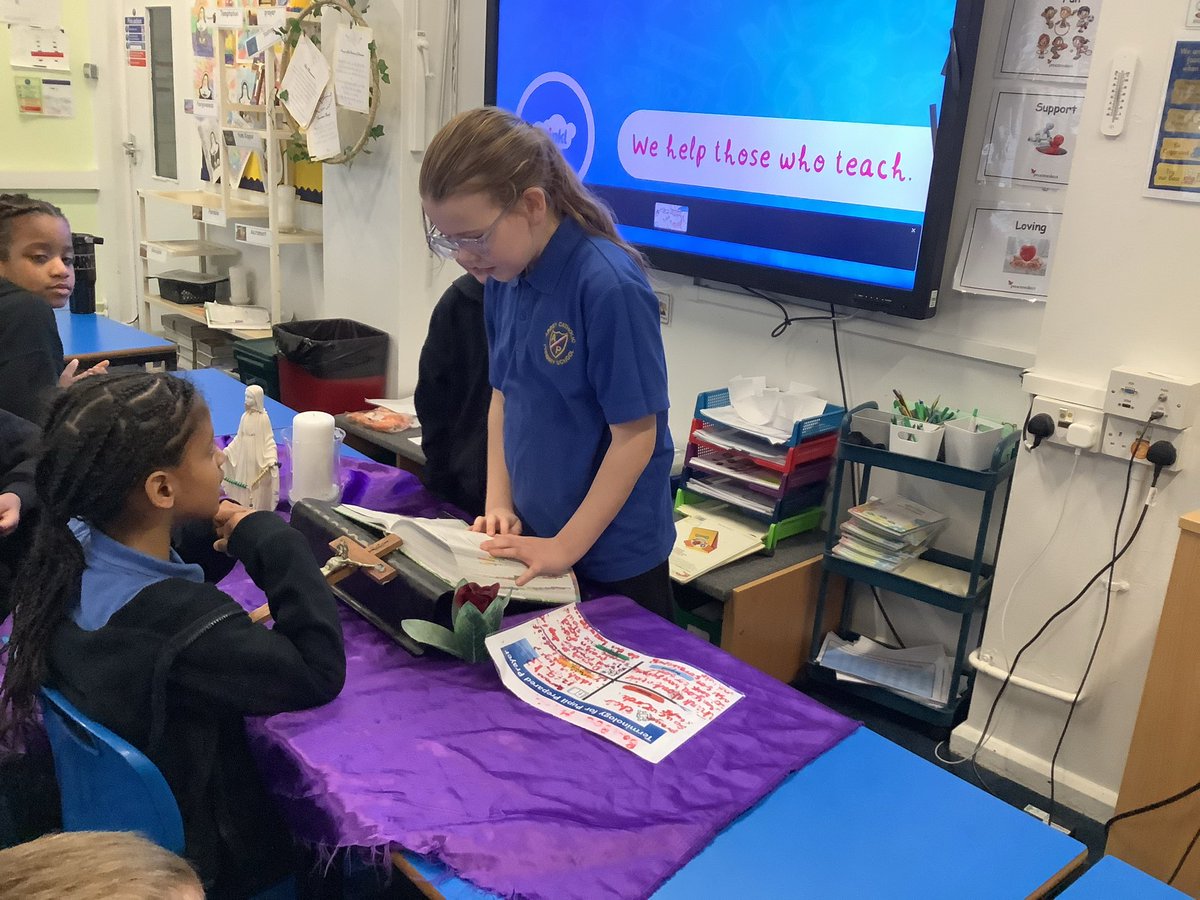 AbbeyPrimary's tweet image. Thank you to these #Y4 students for preparing such a thoughtful prayer service and for providing the opportunity for children to share prayers in languages they use at home #pupilpreparedprayerandliturgy
