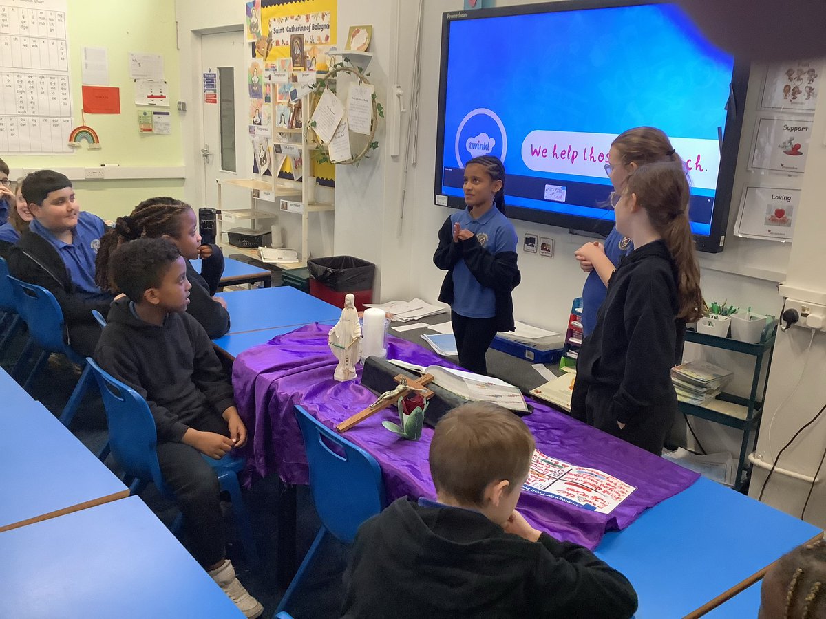 AbbeyPrimary's tweet image. Thank you to these #Y4 students for preparing such a thoughtful prayer service and for providing the opportunity for children to share prayers in languages they use at home #pupilpreparedprayerandliturgy