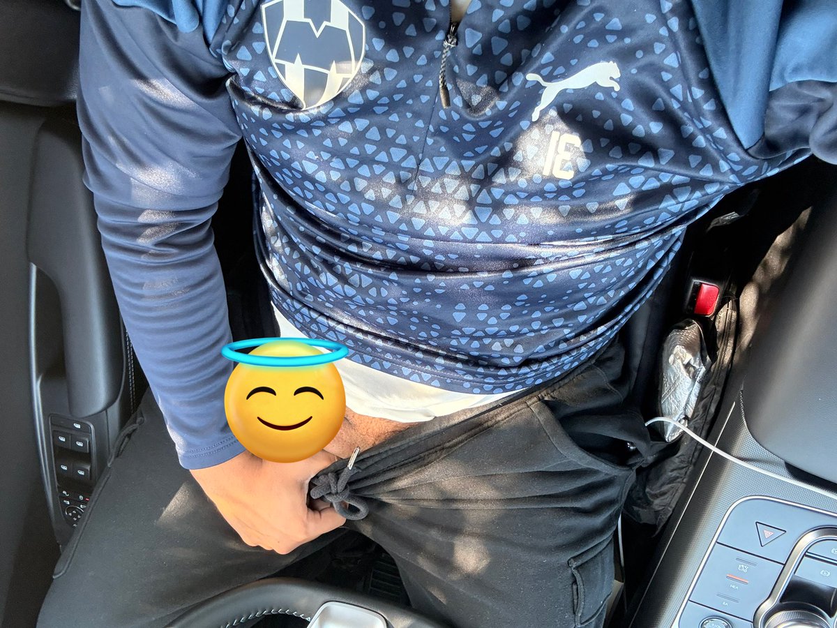 carlomzaa's tweet photo. Que ganitas de colita , respondan con la suya 🥵 https://t.co/zHcdqNGGGQ