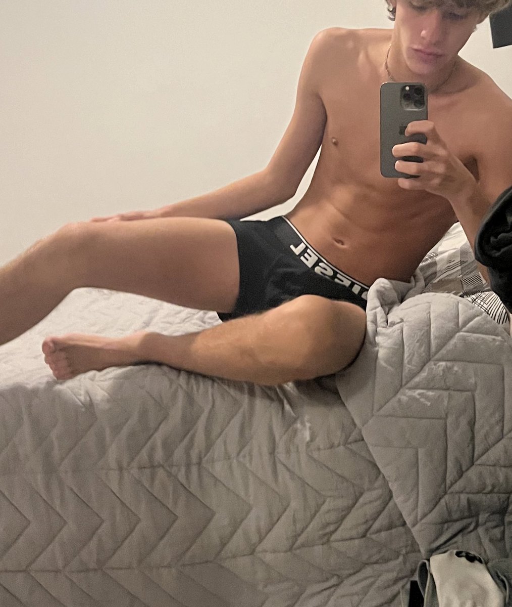 estoy vendiendo mi contenido súper barato, interesados?🔥🔥