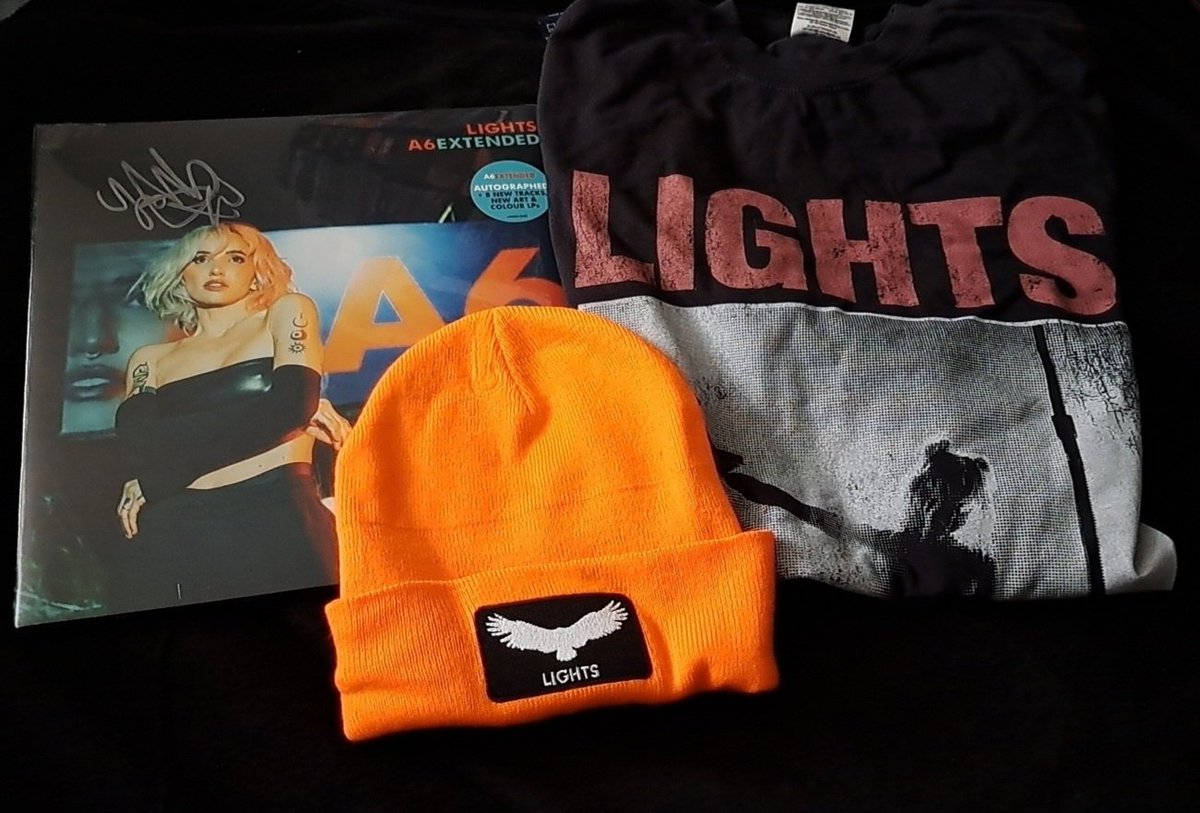 blue eyes white boy 🍁 tweet media