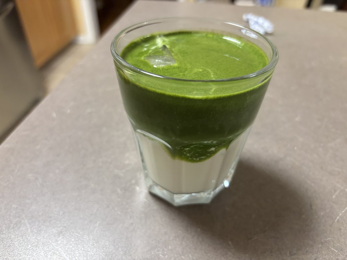 fawntraits's tweet photo. made matcha and shes so gorgeous https://t.co/1M80TTl0Oo